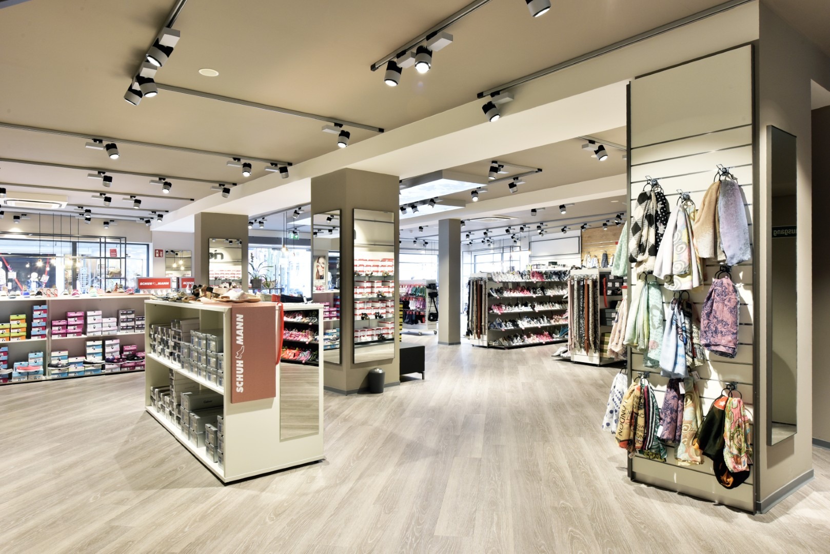 Ladenbau bei Schuhmann, Stade