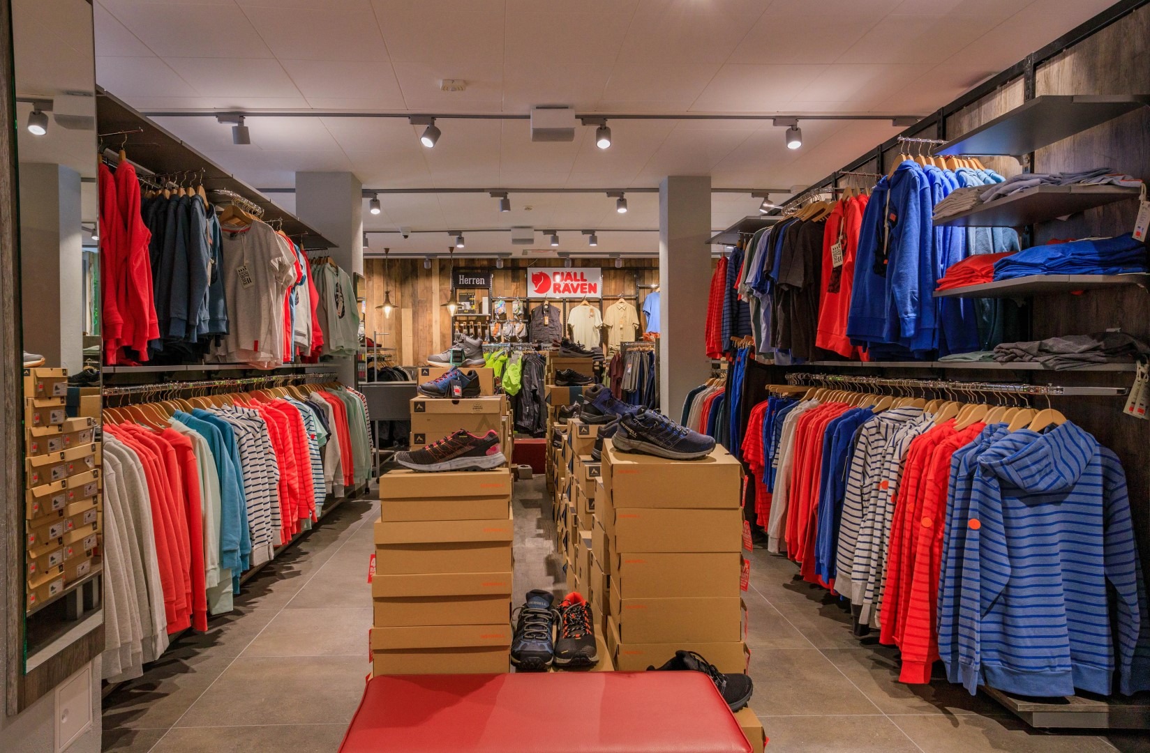 Ladenbau bei Outdoor Ole