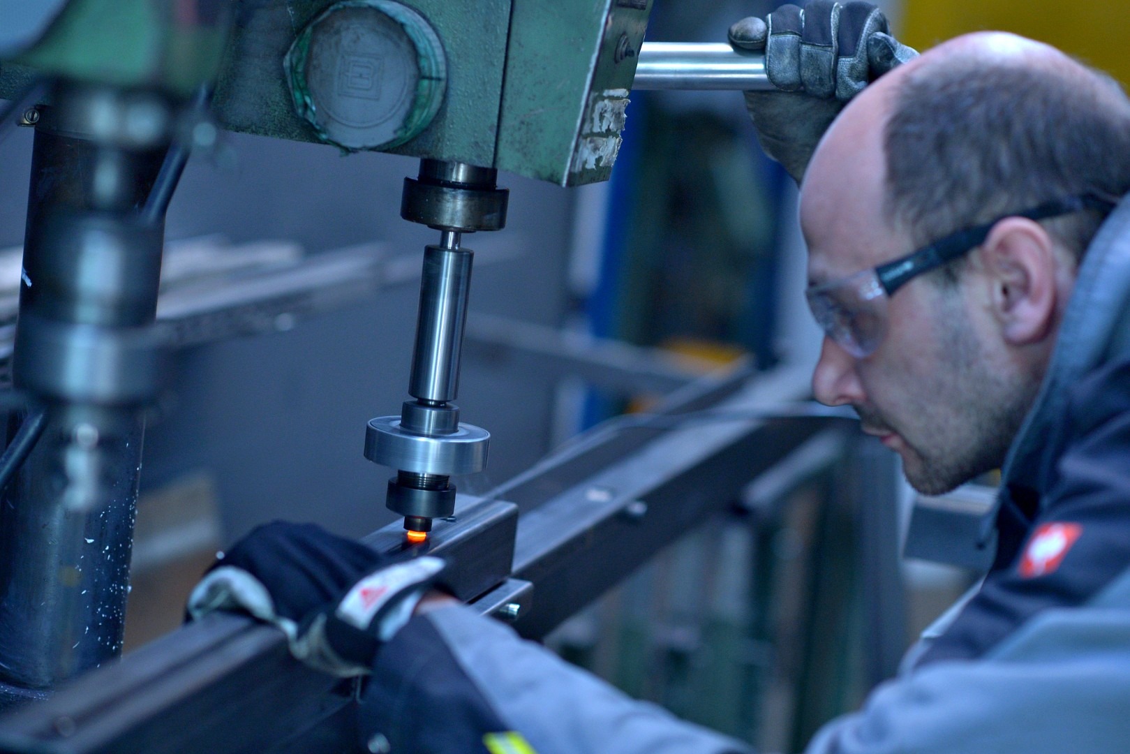 Fertigung und Montage Fertigung und Montage